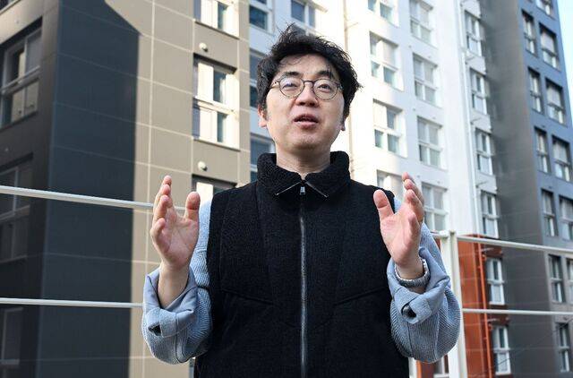 지난 15일 국민일보와의 인터뷰에서 자신의 재테크 철학을 소개하는 채씨의 모습. 이한형 기자