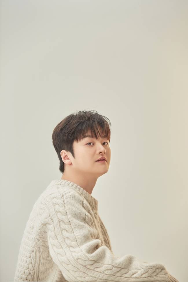 JMG (더블엑스엔터테인먼트) 제공