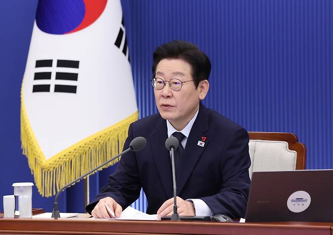 이재명 대통령이 8일 청와대 여민관에서 수석보좌관회의를 주재하고 있다. 2026.01.08. [청와대사진기자단  김호영 기자]