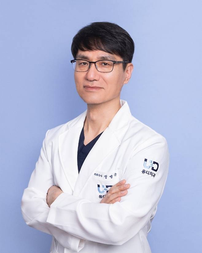 정병국 오창 유디치과의원 원장. [㈜유디 제공]