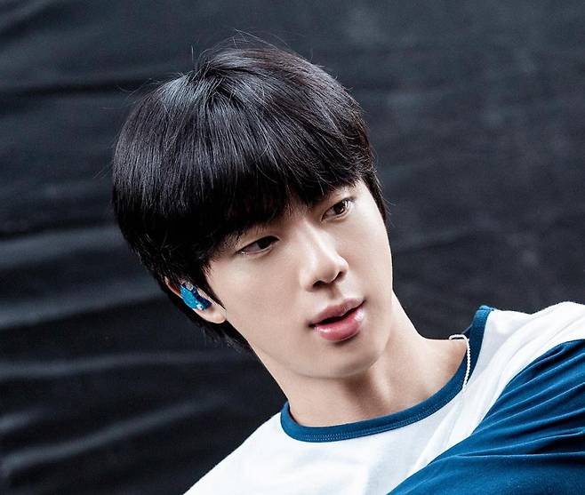 롤링스톤 인디아 선정→아마존 연간 판매 기록..방탄소년단 진 'Don't Say You Love Me' 빛나는 2025