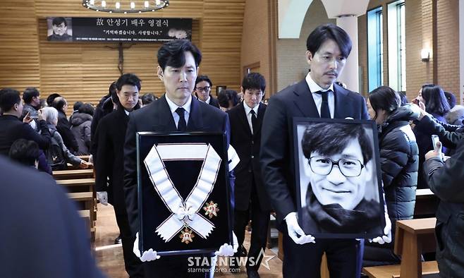 고 안성기 영결식이 9일 오전 서울 중구 명동성당에서 열렸다. /사진=김휘선