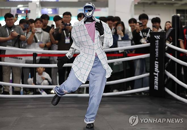 휴머노이드 로봇  [연합뉴스 자료사진 재판매 및 DB 금지]