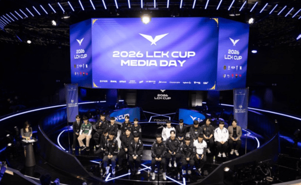 라이엇 게임즈는 리그 오브 레전드(LoL) e스포츠 2026 시즌 새로운 상금 구조 변화에 대해 공개했다. ( LCK 10개 팀이 모인 2026 LCK컵 미디어데이)./사진=라이엇게임즈