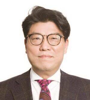 황부영 - 브랜다임앤 파트너즈 대표 컨설턴트, 현 부산 도시 브랜드 총괄 디렉터, 현 아시아 브랜드 프라이즈(ABP) 심사위원, 전 제일기획 마케팅연구소 브랜드팀장
