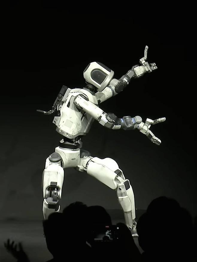 CES 2026에 등장한 현대자동차의 피지컬AI 로봇. 현대자동차 유튜브 캡쳐