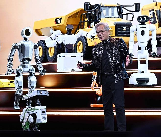 젠슨 황 엔비디아 CEO가 CES 2026 라이브에서 특별연설하고 있다/. 연합뉴스