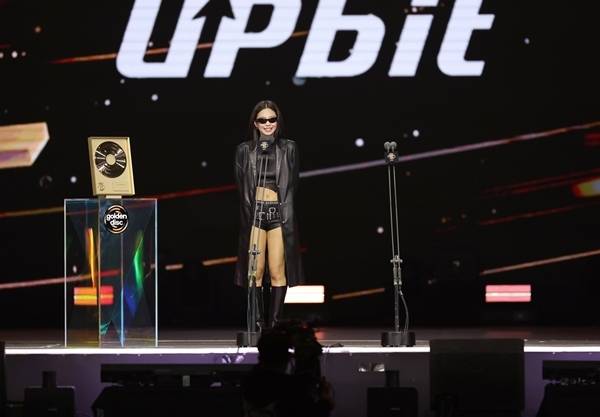 스트레이 키즈, 제니, 지드래곤이 40주년을 맞은 ‘골든디스크어워즈’에서 대상을 품에 안았다. / 사진=HLL중앙