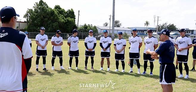 [한번에쓱]야구대표팀 사이판전지훈련 첫날, KBO 대표선수들 다 모으니 이번에는 일낼것 같은 분위기