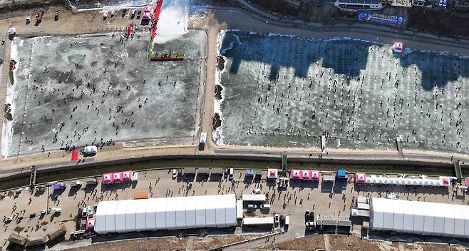 홍천강 꽁꽁축제장 전경 [촬영 이상학]