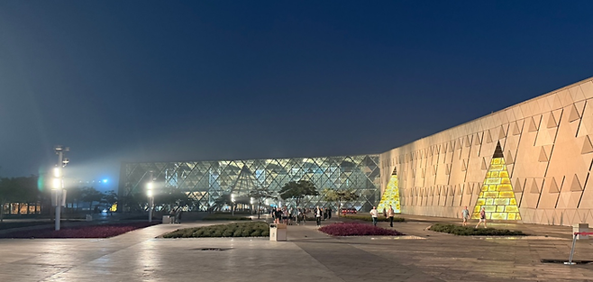 대이집트박물관 전경. 정재훈기자 jjhoon@yeognnam.com