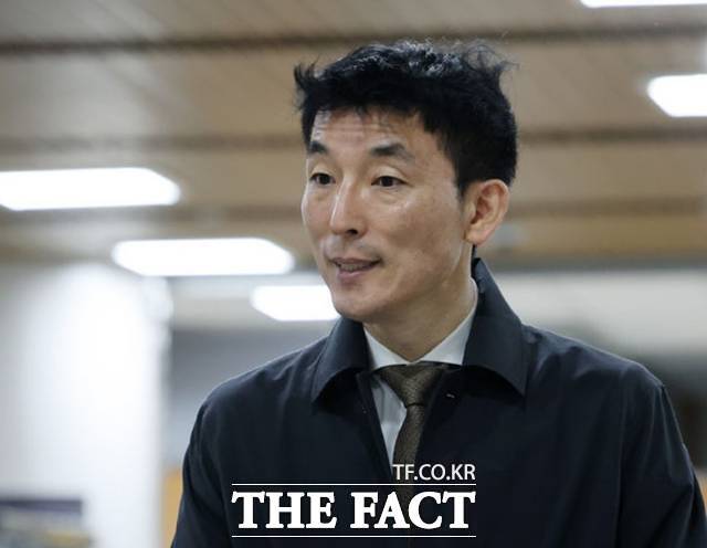 김 전 장관 측은 재판 도중 재판부에 '피고인'이라는 호칭을 문제 삼기도 했다. 사진은 이하상 변호사. /뉴시스