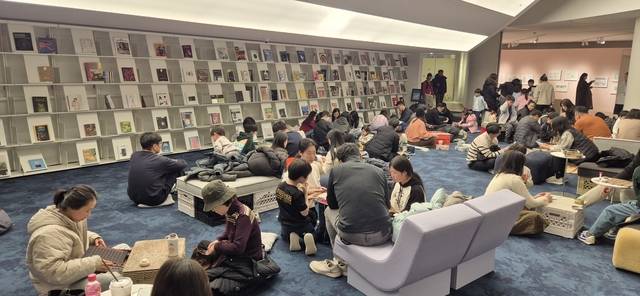 개관 두 달 만에 27만 명이 찾은 경기도서관 사진제공=경기도