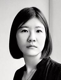 이진송 계간 홀로 발행인