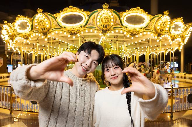 롯데월드 포에버 모먼츠 온 화이트데이