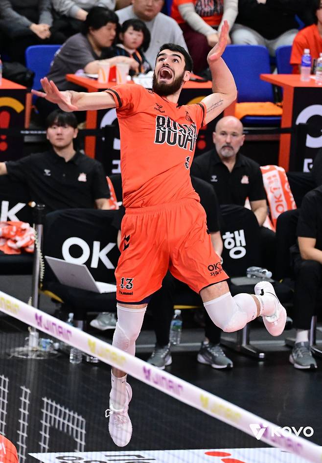 OK저축은행은 4라운드 들어 주포 디미트로프가 살아나면서 이번 시즌 봄배구 진출에 속도를 붙였다. 사진제공│KOVO