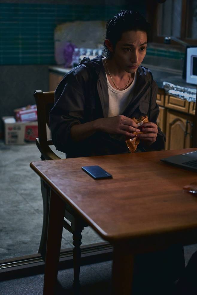 이수혁. 사진|스튜디오 산타클로스엔터테인먼트, CJ CGV