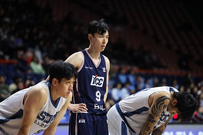 '송교창-허웅 복귀' KCC, 소노 꺾고 6연패 탈출...한국가스공사는 LG 잡고 공동 7위