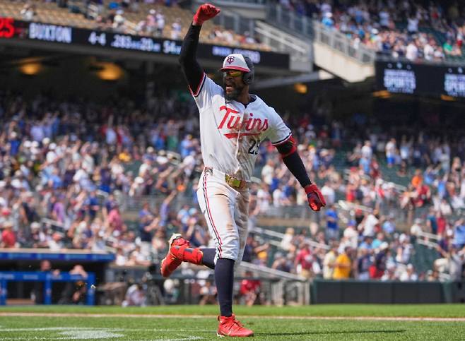 ◇2026 WBC를 앞두고 빅리그 스타들의 참전이 이어지고 있다. 미네소타 외야수 브라이언 벅스턴도 참가 의사를 표명했다. AP연합뉴스