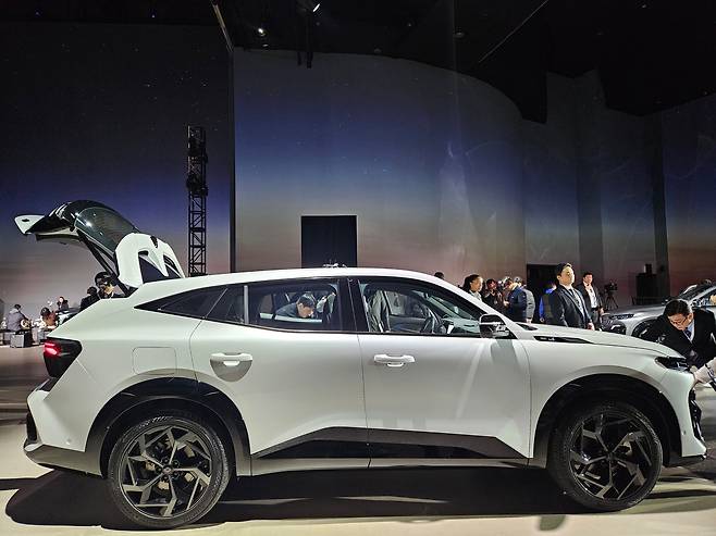 13일 오전 서울 광진 그랜드 워커힐 호텔에서 열린 르노코리아의 월드 프리미어 행사에서 공개된 신차 필랑트. /김지환 기자