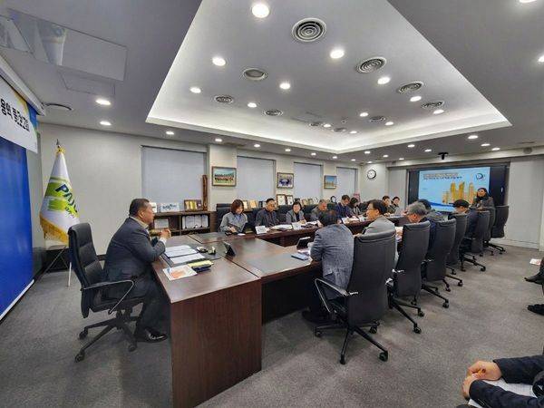 최근 열린  ‘운정중앙역 문화공연 콤플렉스 조성 타당성 조사 및 기본계획 수립 용역’ 중간보고회 모습ⓒ파주시 제공