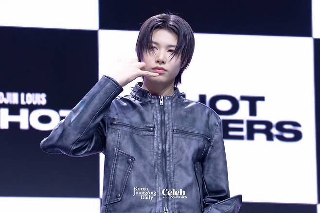LNGSHOT’s Louis poses for photos during a showcase for the release of the group’s first EP, ″Shot Callers,″ at Myunghwa Live Hall in western Seoul on Jan. 13. [DANIELA GONZALEZ PEREZ]