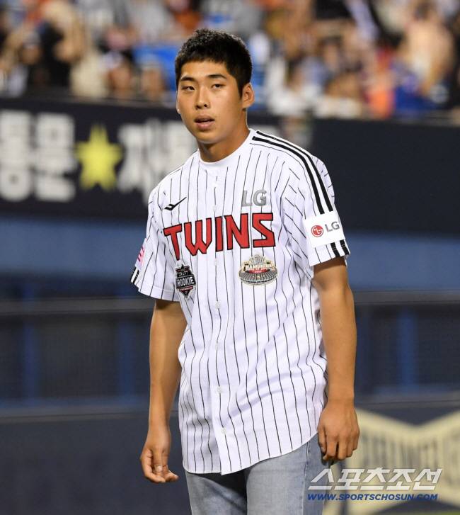 루키데이 때 신인 대표로 시타에 참여한 추세현. 스포츠조선DB