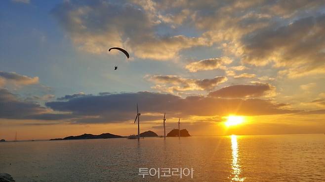 탄도항 일몰 ⓒ투어코리아