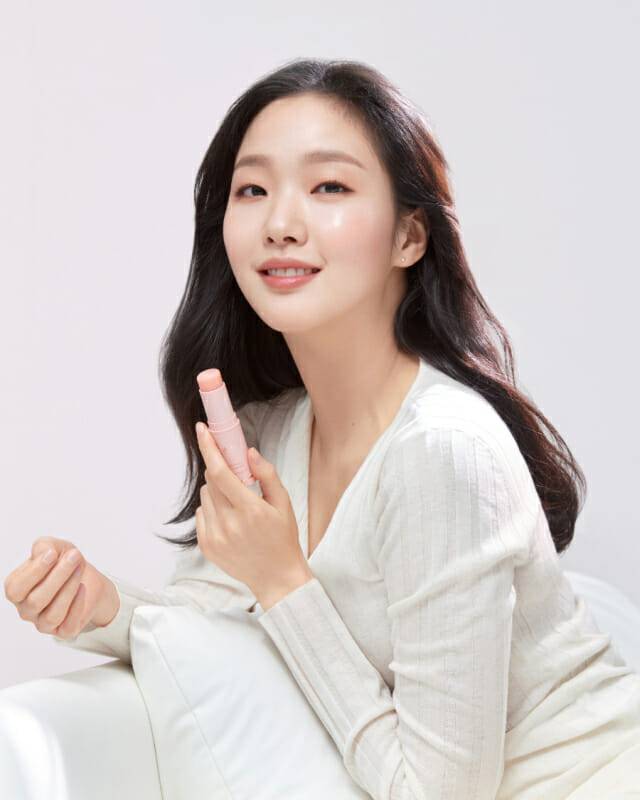 가히 링클 바운스 멀티밤 스틱_모델 김고은
