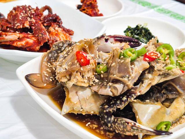 꽃게로 담근 간장게장. 여수=이한호 기자