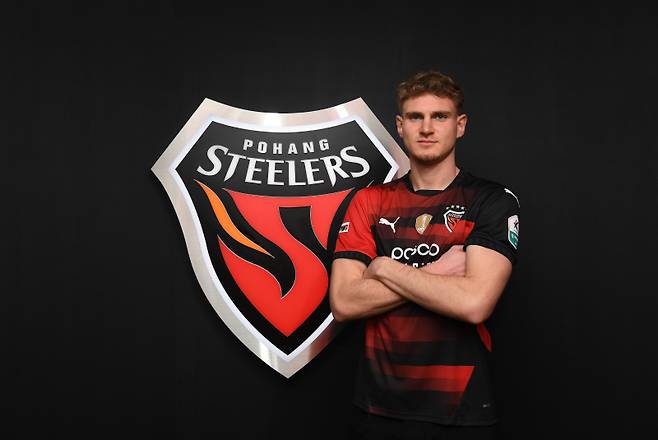 포항, 독일 공격수 야콥 트란지스카 영입