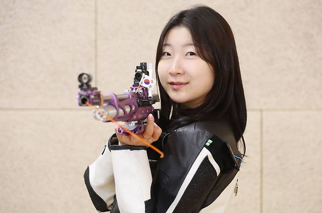 긍정적인 사고는 반효진이 파리올림픽 여자 공기소총 10m에서 금메달을 딴 비결이다. 송봉근 기자