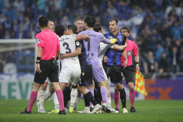 만날 때마다 치열한 경기를 펼치는 인천 유나이티드와 FC서울이 2026시즌 K리그1 개막전서 맞붙는다. 한국프로축구연맹 제공