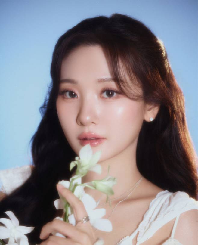 볼빨간사춘기 안지영, 폴킴 동료 됐다…켄버스와 전속계약