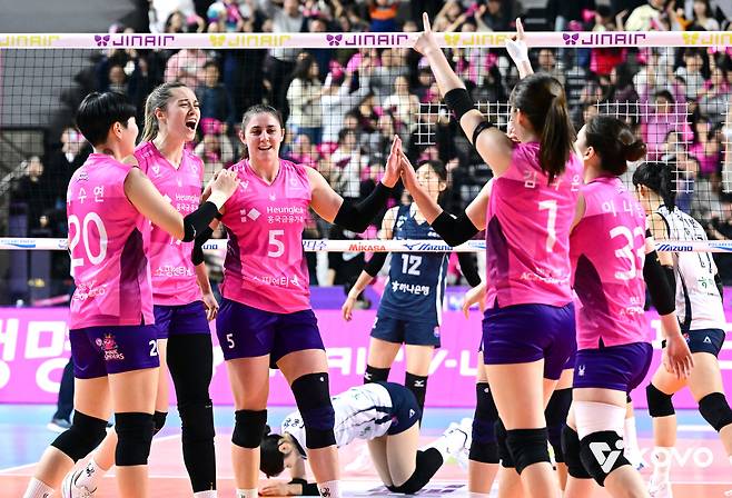 3연승을 기록 중인 흥국생명. (KOVO 제공)