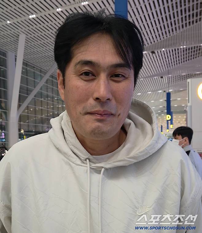 [인터뷰]안주하지 않고 성장...'업그레이드 좀비축구' 예고한 유병훈 감독 6강이 목표