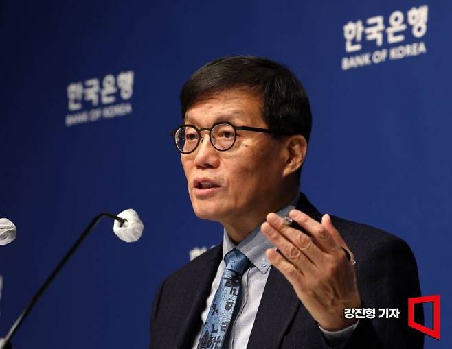 이창용 한국은행 총재가 15일 서울 중구 한국은행에서 열린 금융통화위원회 금리 결정에 대한 기자간담회에서 발언하고 있다. 2026.01.15 강진형 기자