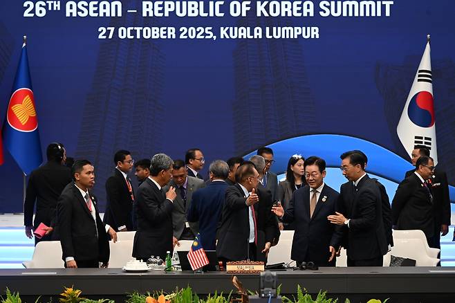 President Lee Jae Myung attends a summit between the Association of Southeast Asian Nations and South Korea in Kuala Lumpur, Malaysia, October 2025. (Embassy of Malaysia in Seoul)