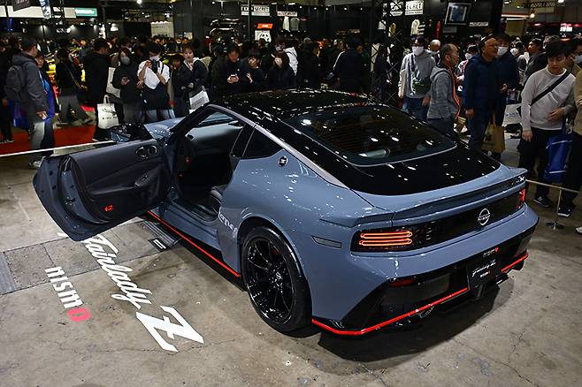 닛산 페어레이디 Z 니스모 수동 변속기 사양. 사진: 김학수 기자