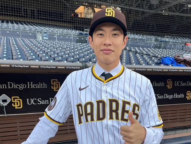 샌디에이고 유니폼을 입은 송성문의 모습. /사진=키움 히어로즈