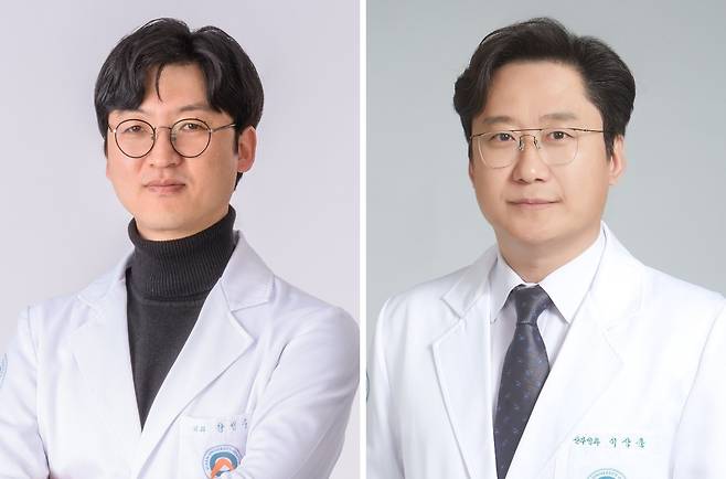 울산대학교병원 양성수(왼쪽) 외과 교수와 이상훈 산부인과 교수 [울산대병원 제공. 재판매 및 DB 금지]