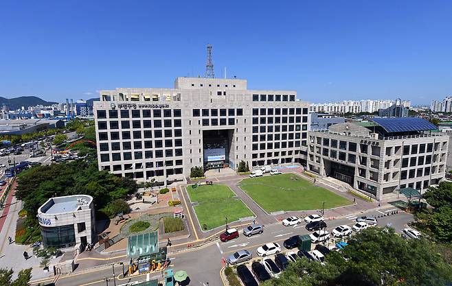 인천시 부평구청사 전경.