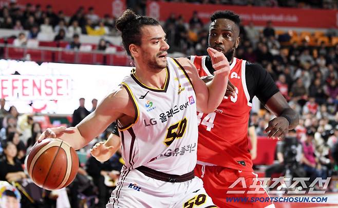 경쟁력 강화 필요 KBL 결단, 外人 제도 변경…'1-2-2-1' 복귀, 2~3쿼터 2명 동시 투입 가능