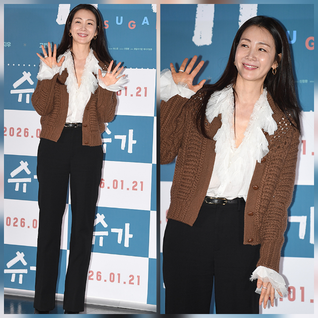 최지우가 여전히 변함없는 비주얼로 시선을 모았다. 사진=천정환 기자