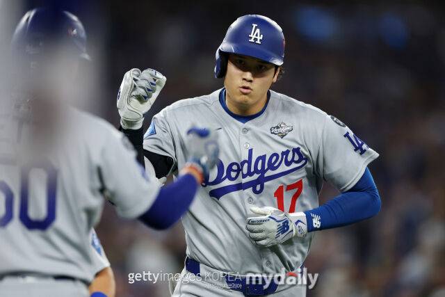 오타니 3년 연속 50홈런으로 MVP 4연패? 터커까지 합류한 다저스 WS 3연패 이끈다…5승은 ‘옥에 티’