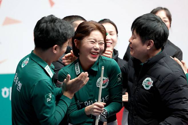 '김가영 팀리그 女단식 9연패 탈출' 하나카드, 83.3% 확률 따냈다