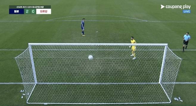 요르단 골키퍼  술레이만이 실점 장면을 지켜보는 모습. 캡쳐 | 쿠팡플레이