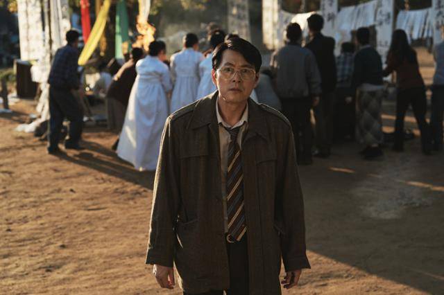 디즈니플러스 드라마 '메이드 인 코리아'에서 검사 장건영 역을 연기한 정우성. 디즈니플러스 제공