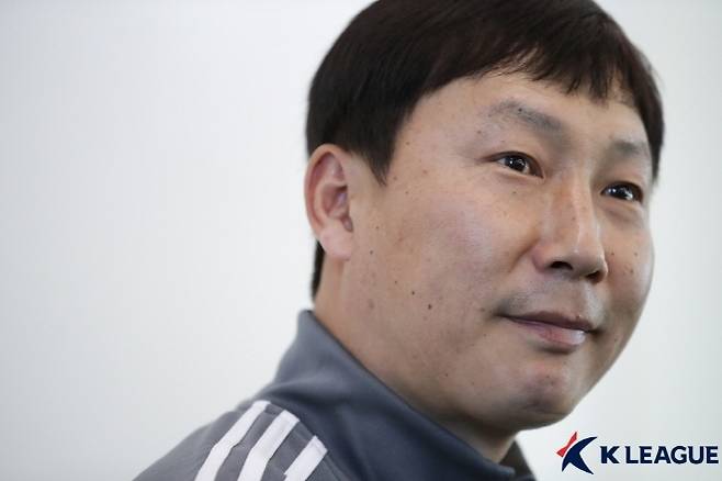 베트남 U-23 축구 대표팀을 이끌고 아시아 정상을 향해 나아가고 있는 김상식 감독. 사진=한국프로축구연맹