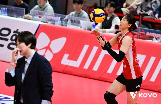 장소연 감독과 박정아./KOVO